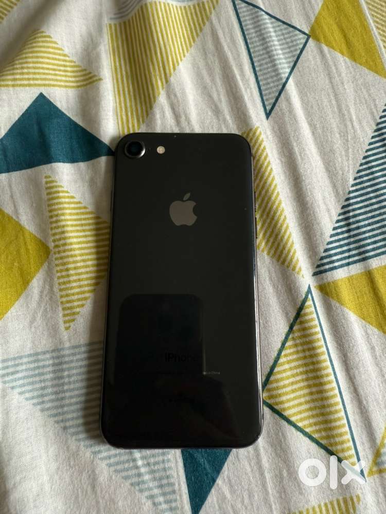 Iphone 8 in mint condition