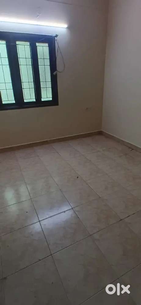 Flat Sale Perambur 700 Sq 2BHK UDS 444 Sq Gflr Security CCTV