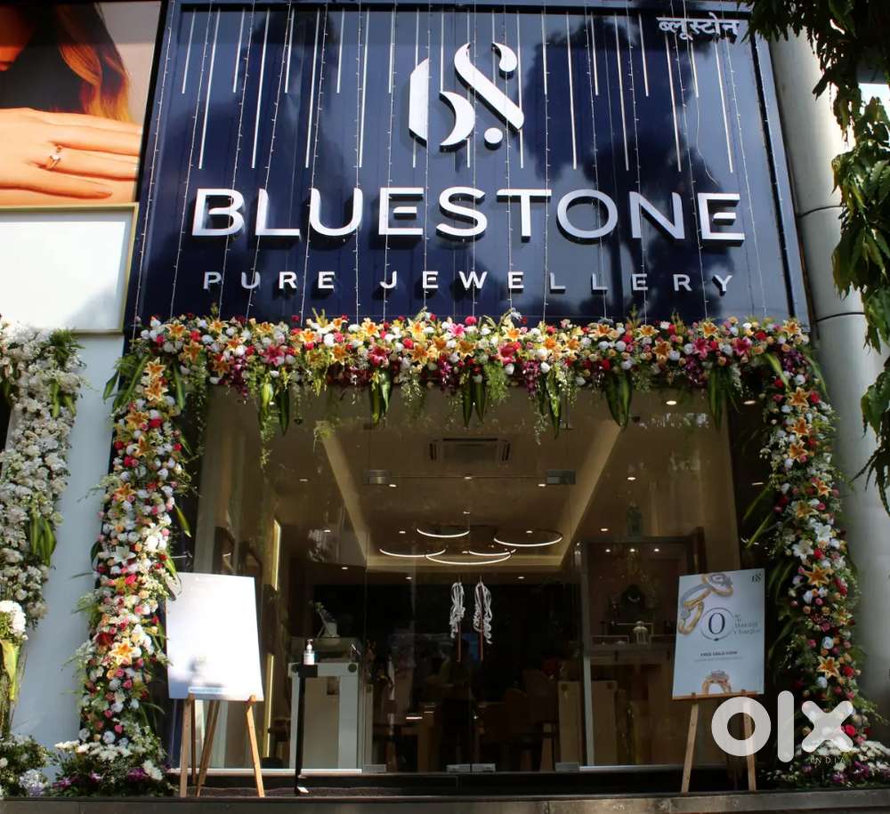 NEED TO -@BLUESTONE STORE /MALE, FEMALE BOTH NEED