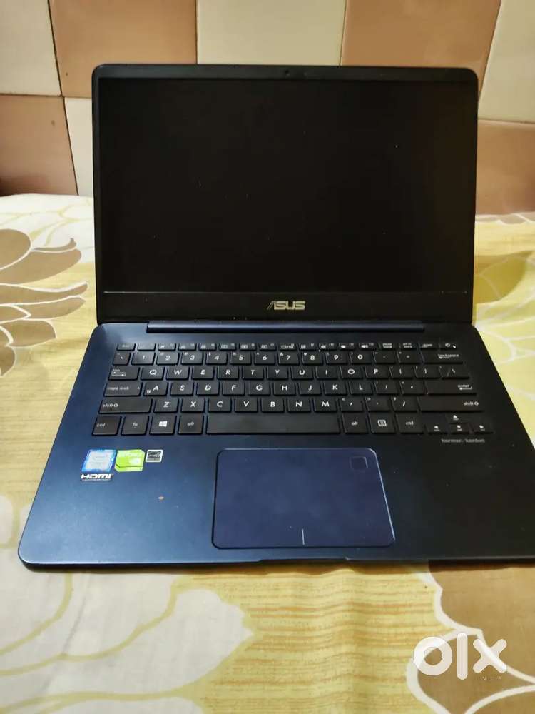 Asus i7 laptop well condition