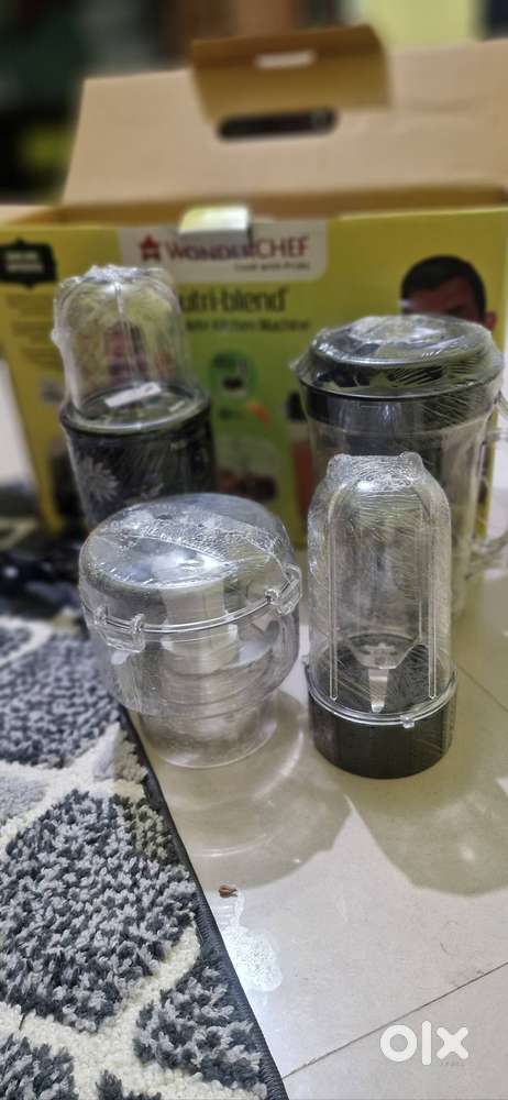 Wonderchef's Grinder/ Mixer of Wonderchef'.