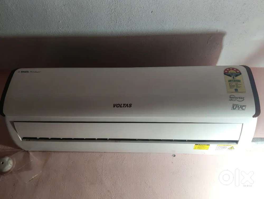 Voltas 1.5 ton AC  5 star rating inverter including
