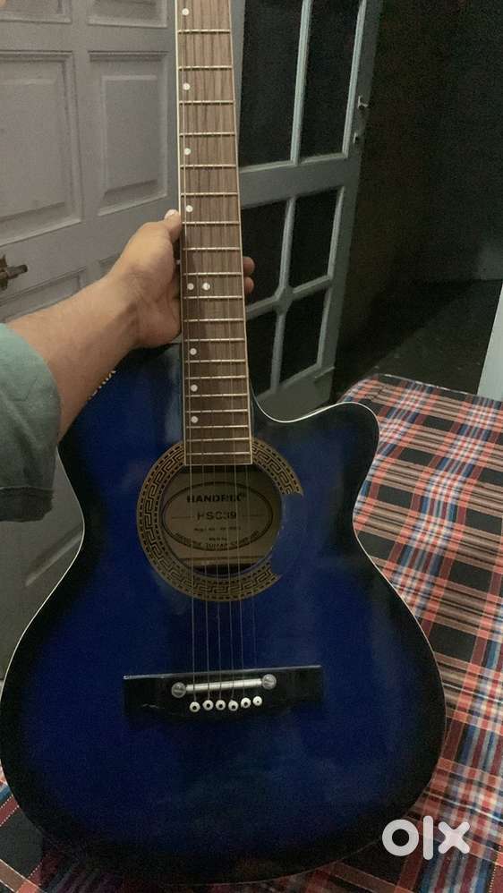 HANDRIX C39 GUITAR