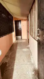 2 room set with attached/separate washrooms (Rent Negotiable)