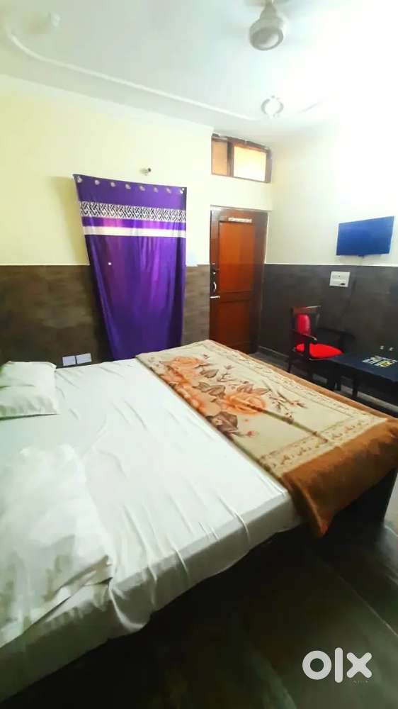 Indipendent room with washroom ,fully furnished