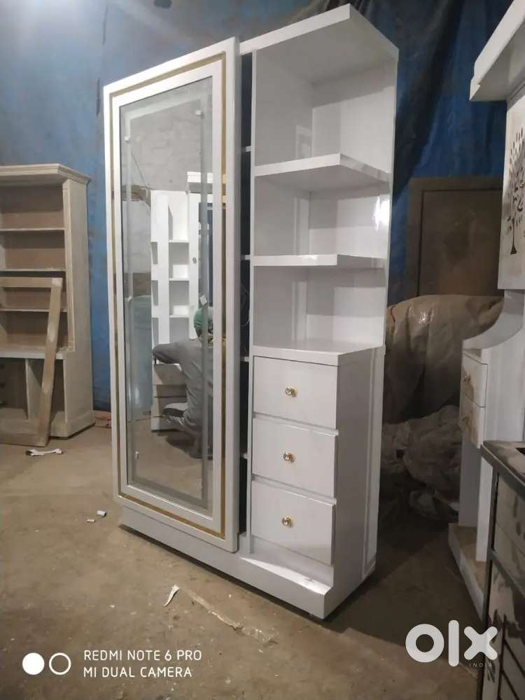 DTEAM DRESSING TABLE RS -6999