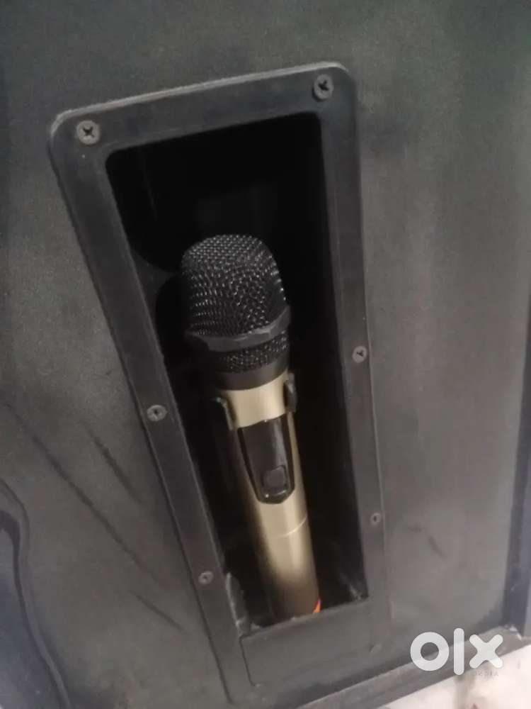 Samsonic black color speaker with led display