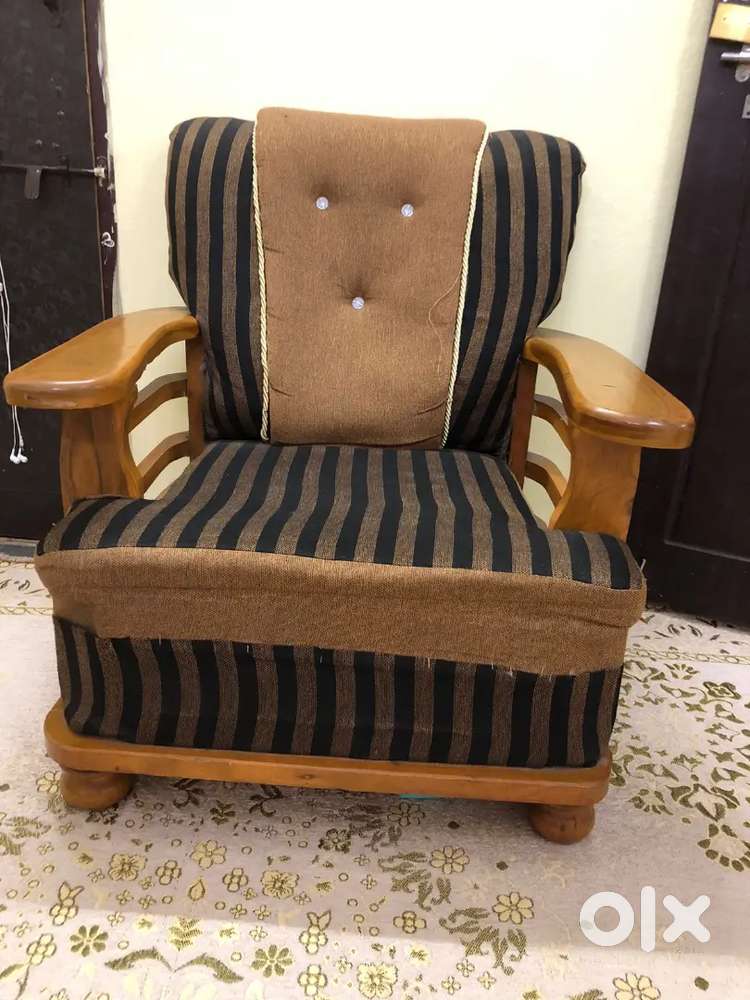 I want to sell sofa set