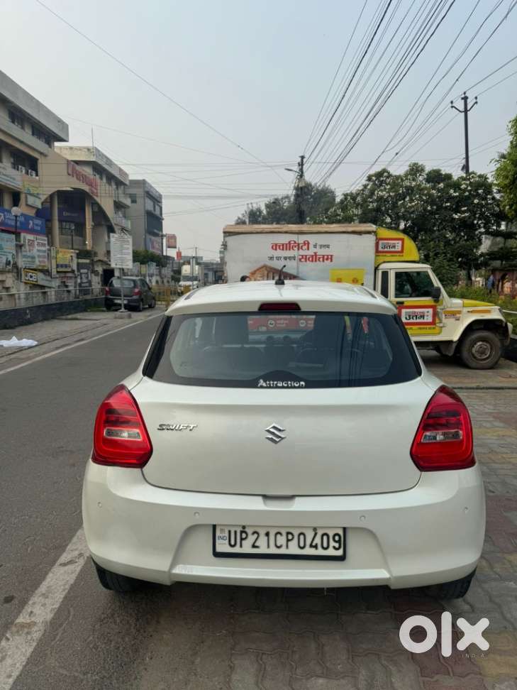 Maruti Suzuki Swift VXi + Manual, 2021, Petrol