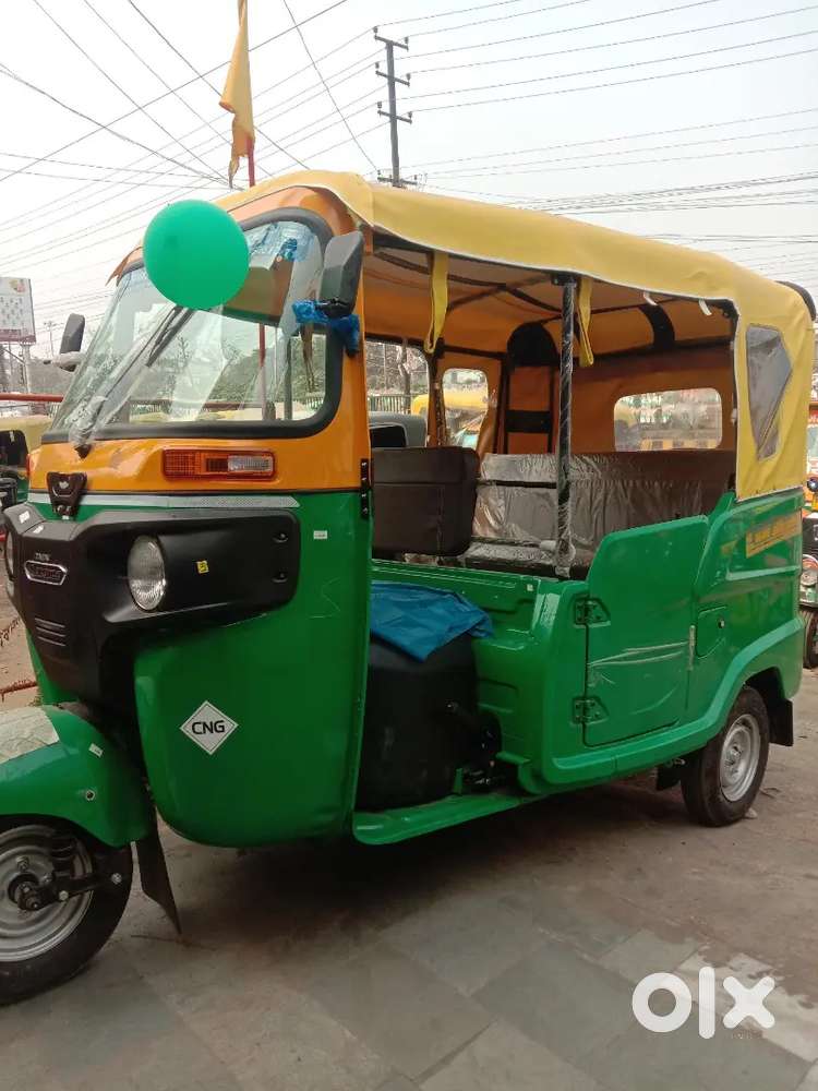 ബജാജ് റേ CNG ഓട്ടോറിക്ഷ ദിവസ വാടകയ്ക്ക്. രാവിലെ 7 മുതൽ വൈകിട്ട് 5 വരെ.