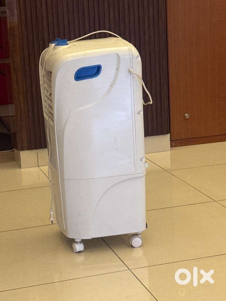 Bajaj Frio Air Cooler - 23 L  Powerful Cooling