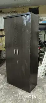 2 door wardrobe available in  jalahalli/4199