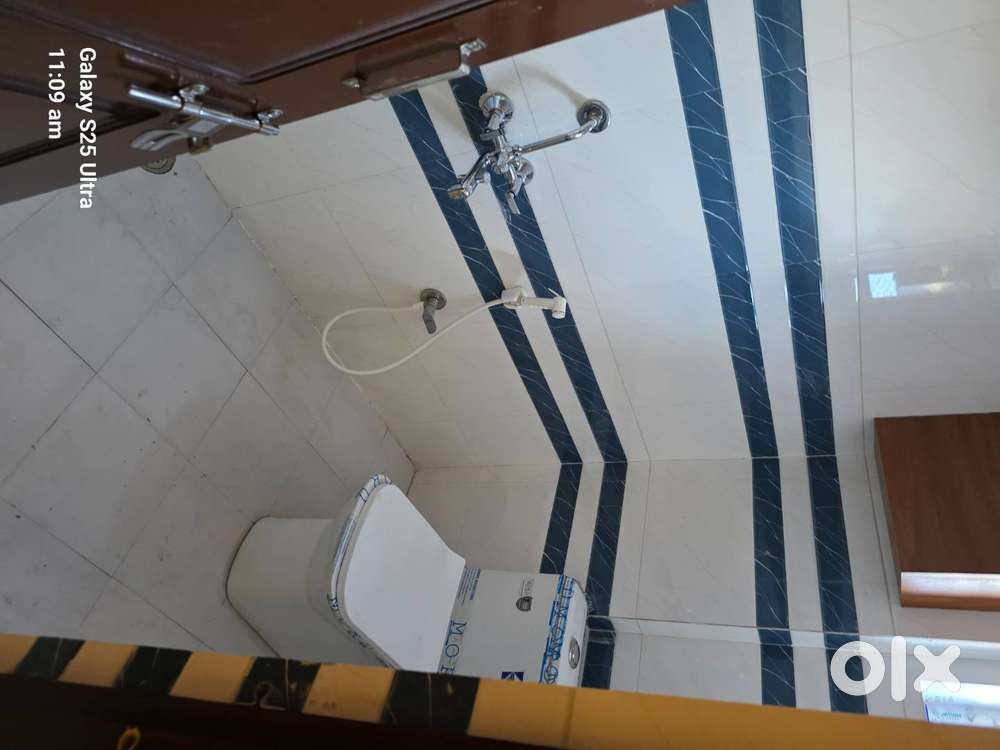 Flat for rent Tolichowki hasanth colony