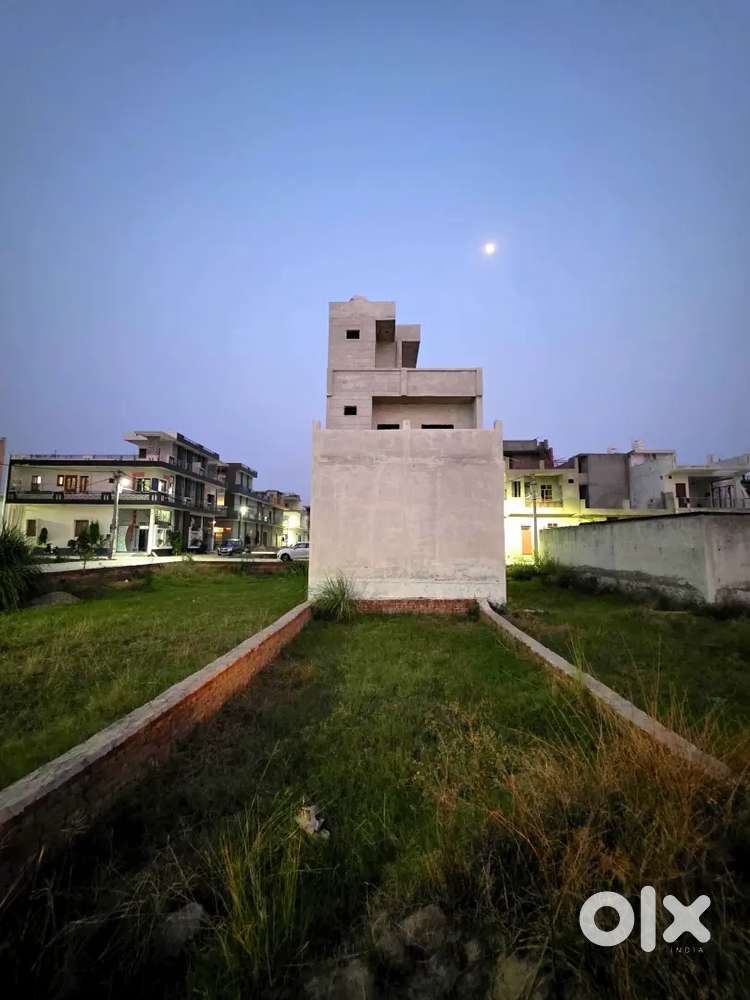 Plot property for sale in vaishali enclave