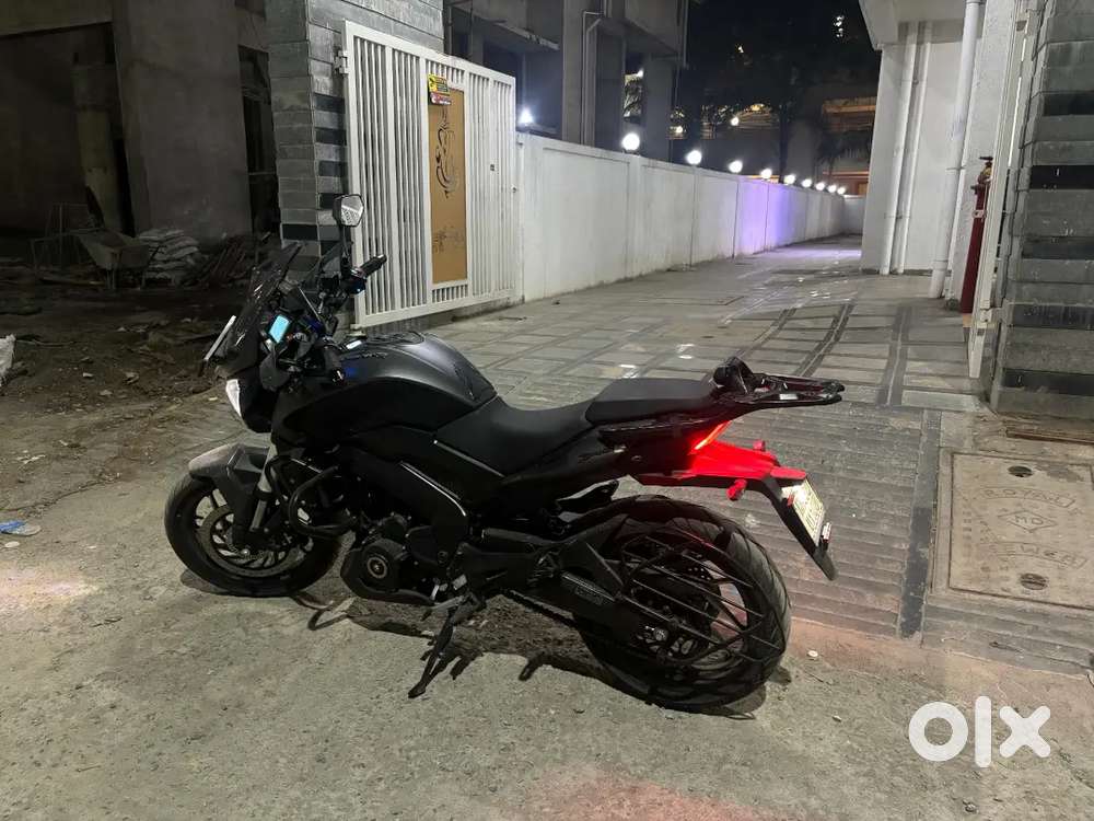 Dominor 400 Black, Mint condition.