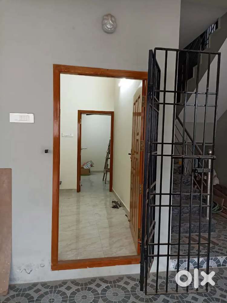 Individual 1 BHK for Rent in Kolathur