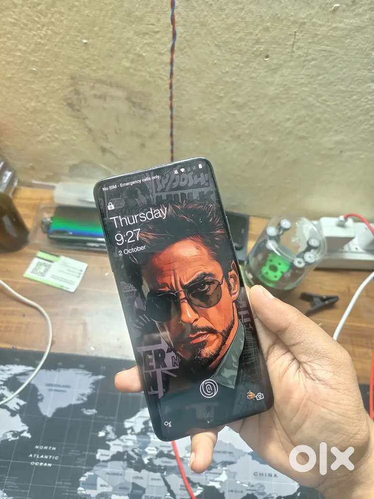 ONEPLUS 7 PRO WITH CHARGER AND BILL