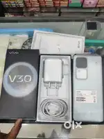 Vivo V30   5g 8+8 gb Ram 256 Gb Inbuilt Full Kit Available