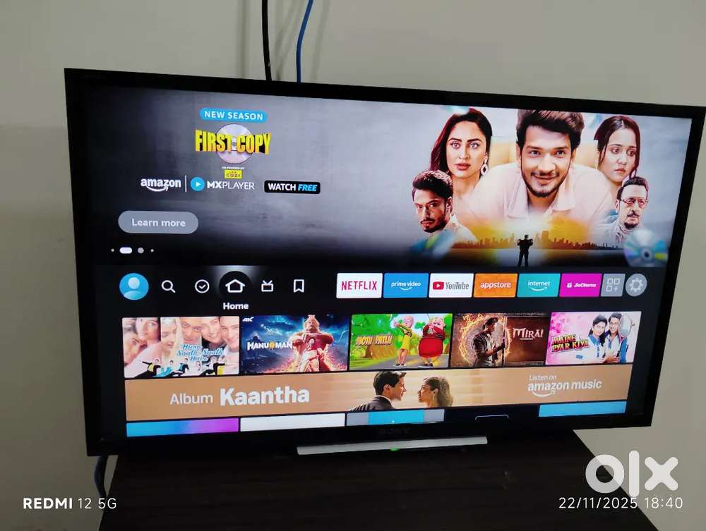 Sony Bravia 32 inch LCD tv