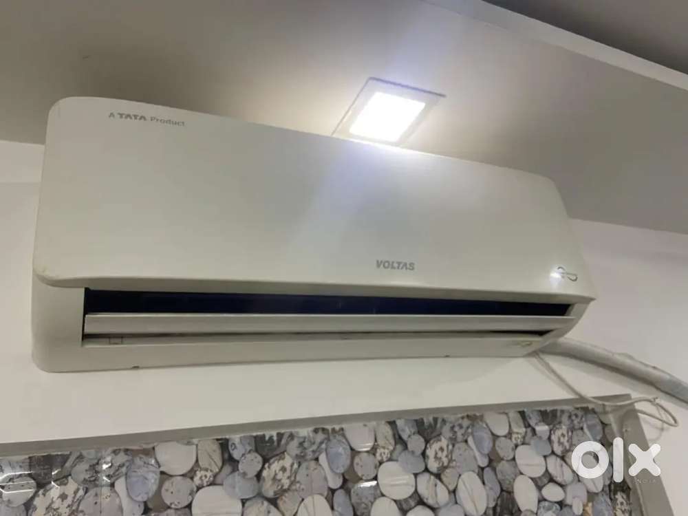1.5 tons AC of Voltas