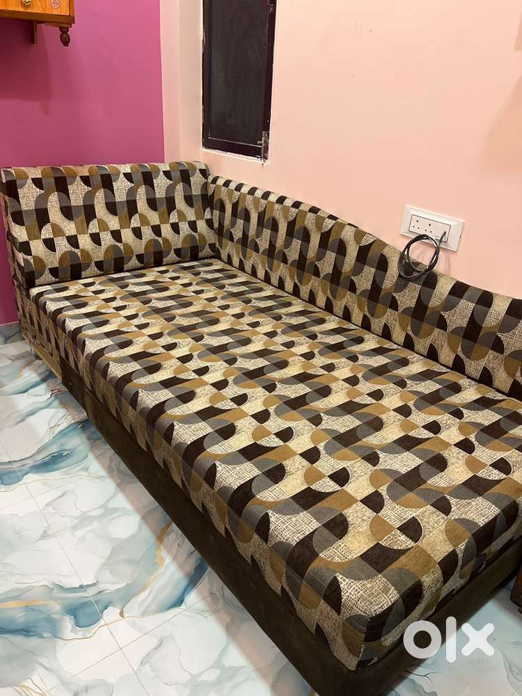 Sofa diwan and corner