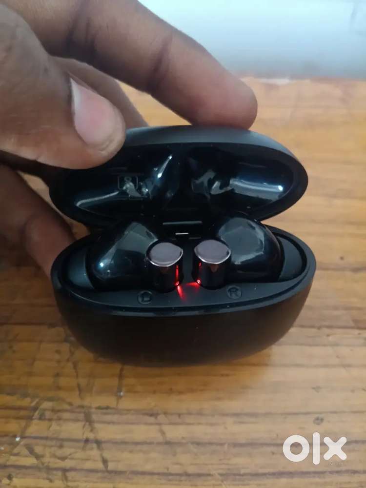 Mujhe aapna one plus buds bechana h