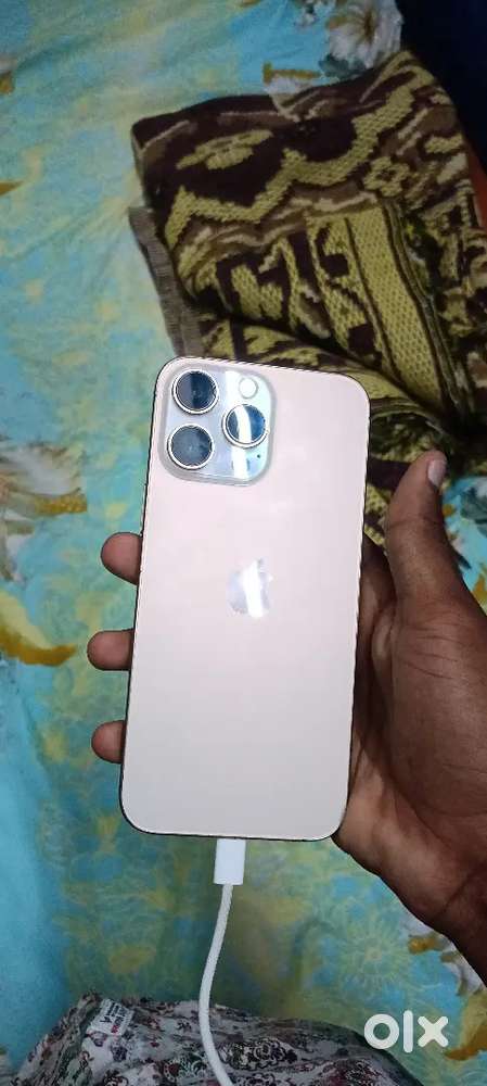 IPhone 16 pro max with box