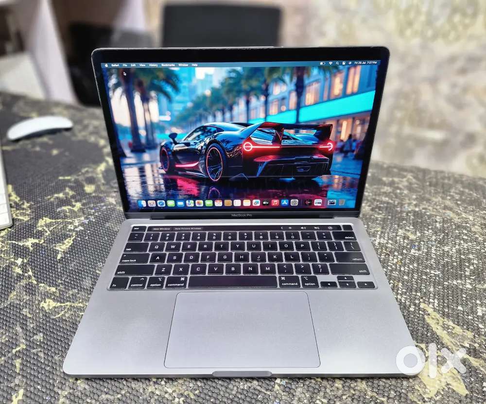 A2289 Model 2020 i5 16GB Ram 256GB SSD 13InchDisplay Apple Macbook Pro