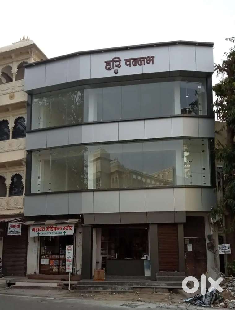 Available for Rent Office, Clinic, Education, Banking & Finance Ect.