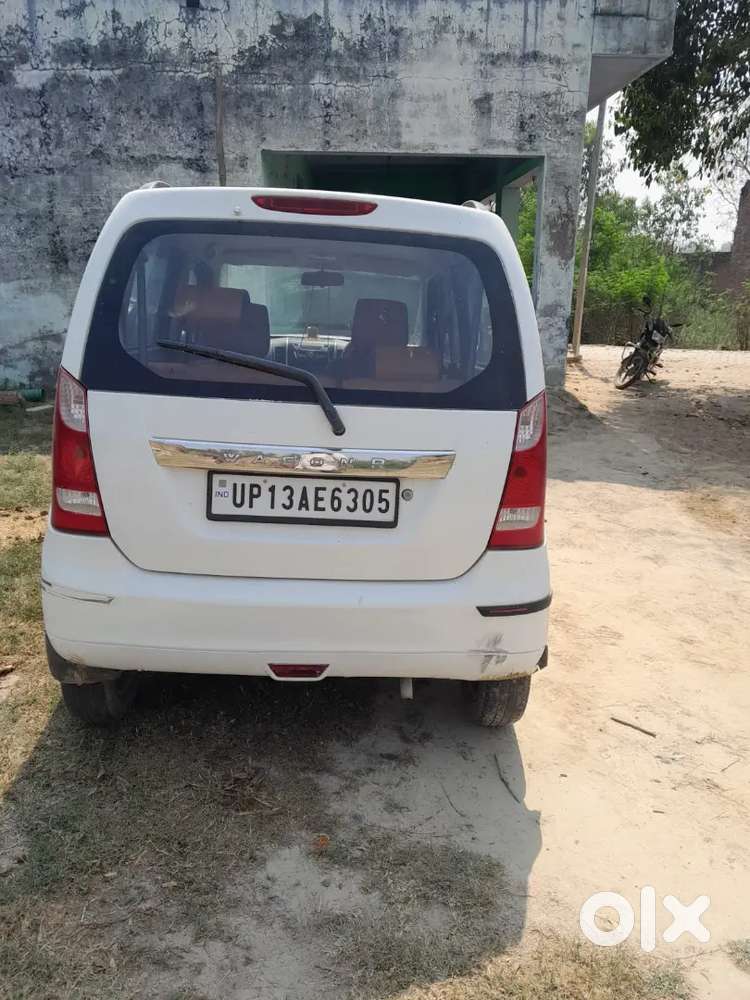 Gadi ok tyre new and ac ok sab ok h