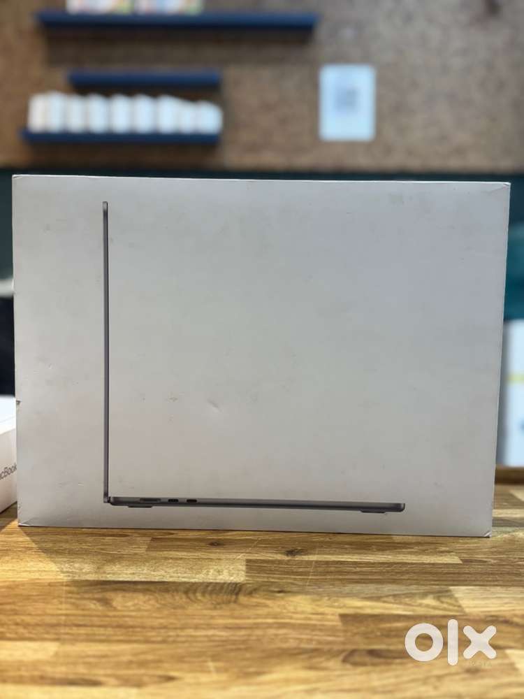 Gadgetzone / air m3 2024/ 15 inch/ 8/256/sealed