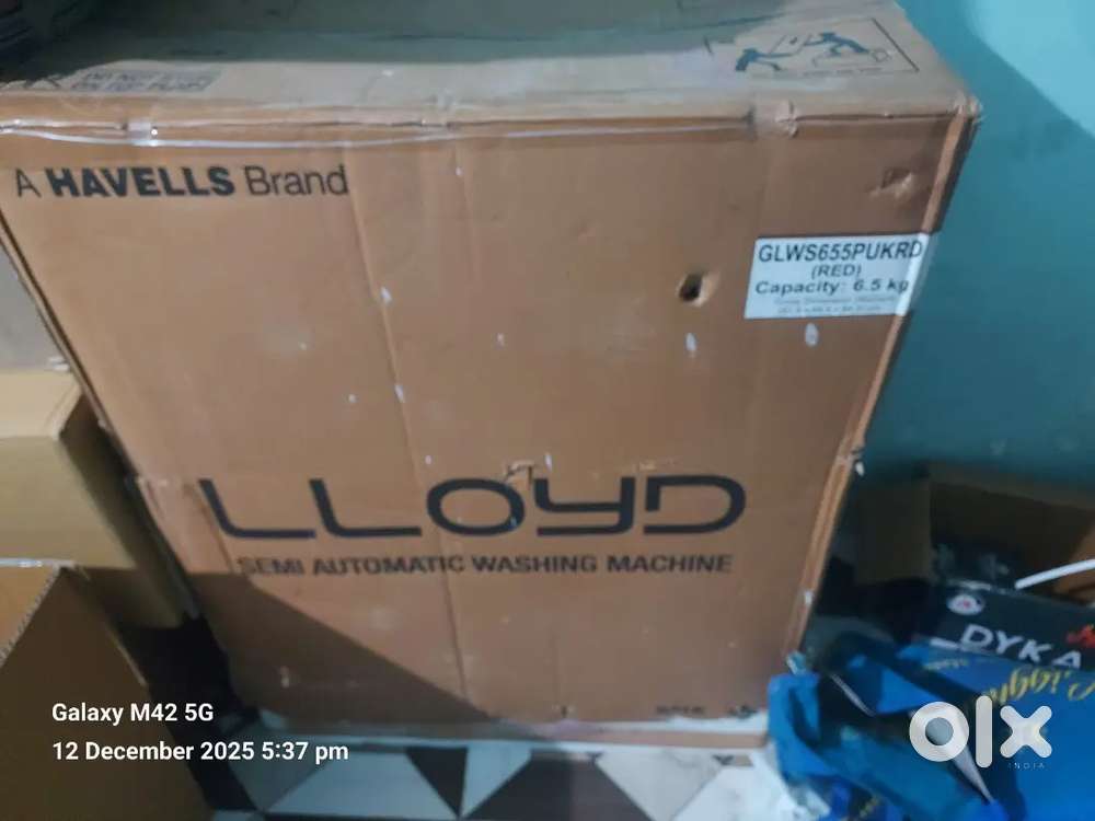 LLYOD 6.5 Kg Semiautomatic washing machine