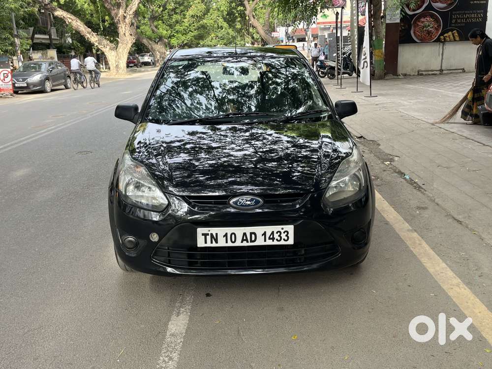 Ford Figo 2010-2012 Petrol ZXI, 2011, Petrol