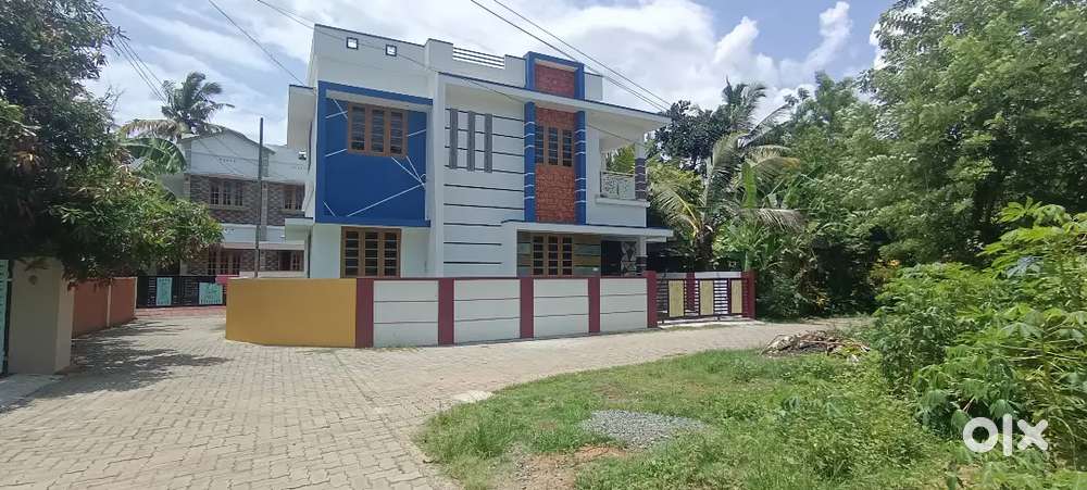Aluva kottapurum 4 ct 140p sft 3 bhk 47 lk