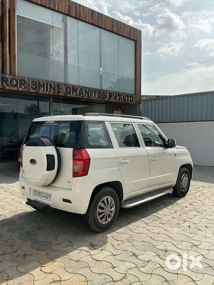 Mahindra TUV 300 T6 PLUS, 2018, Diesel
