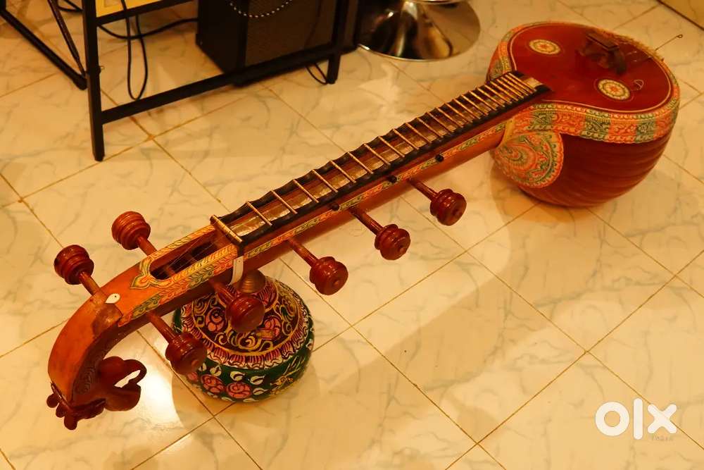 Saraswati Veena (in pristine condition)