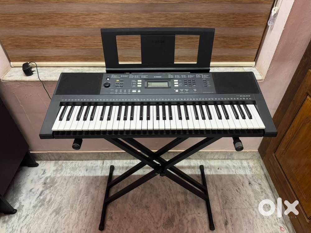 Piano Keyboard (Yamaha) PSR-E343