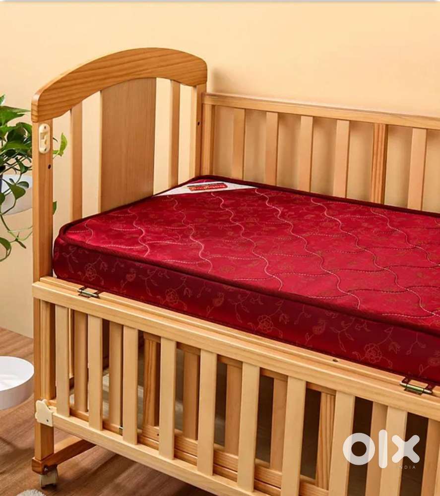 Babyhug branded Baby Cot with Mattress