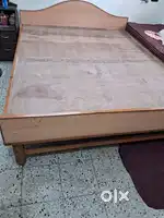 कॉट व गादी size 6×5