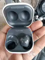 Samsung buds2