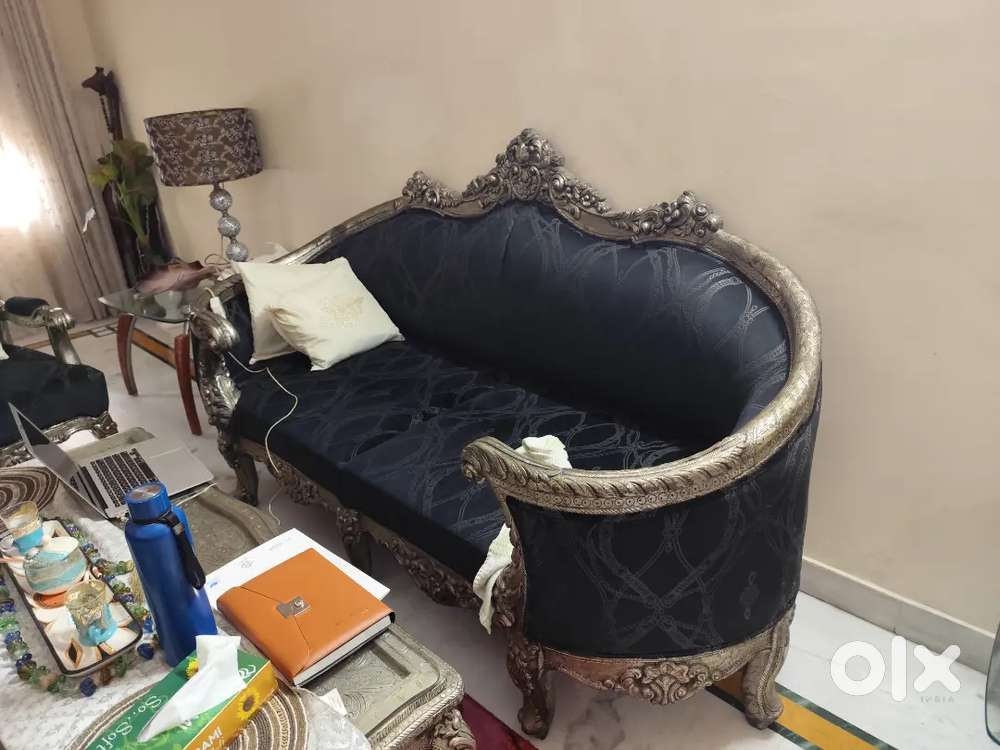 Royal Sofa set