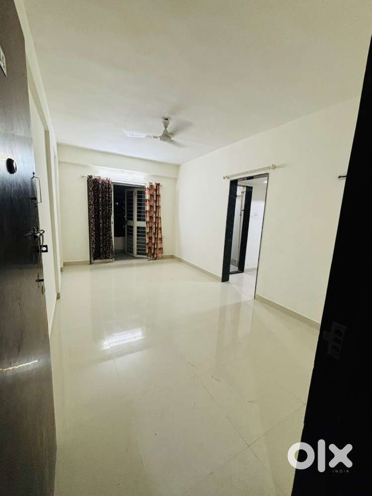 2 girl flatmate needed in 2BHk flat.