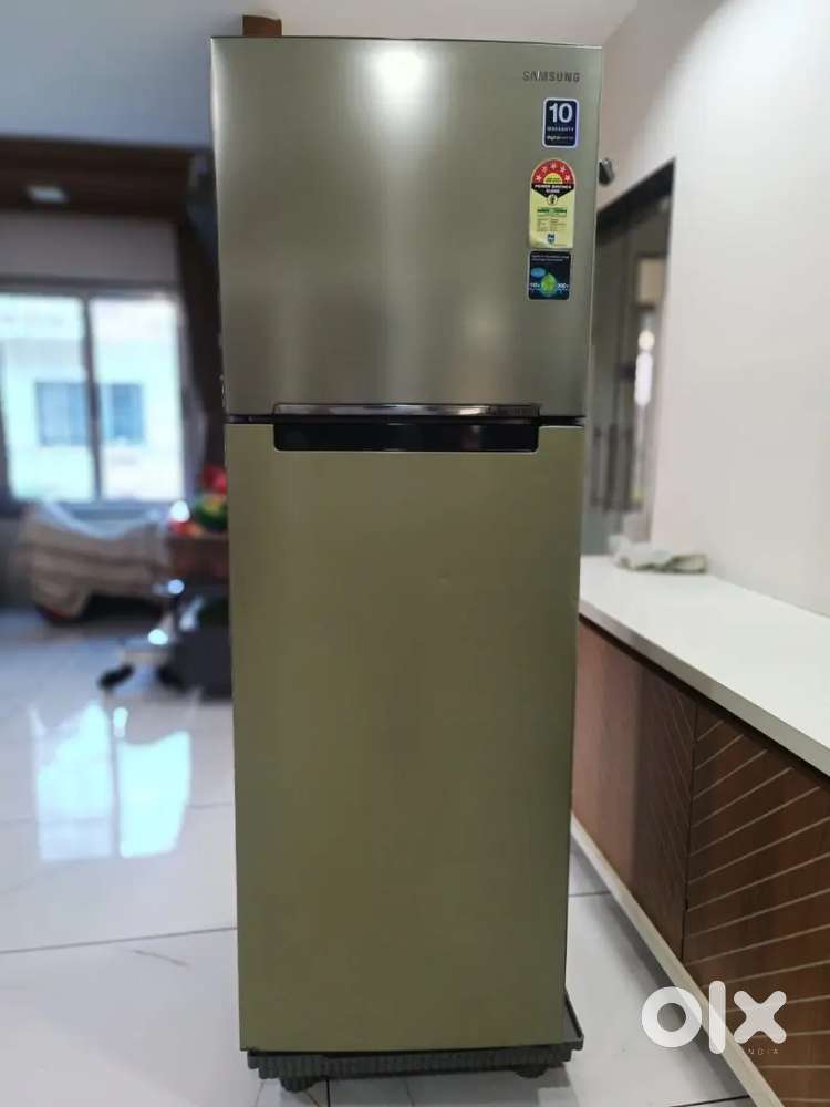 Samsung 275 ltr double door fridge (Urgent sell)