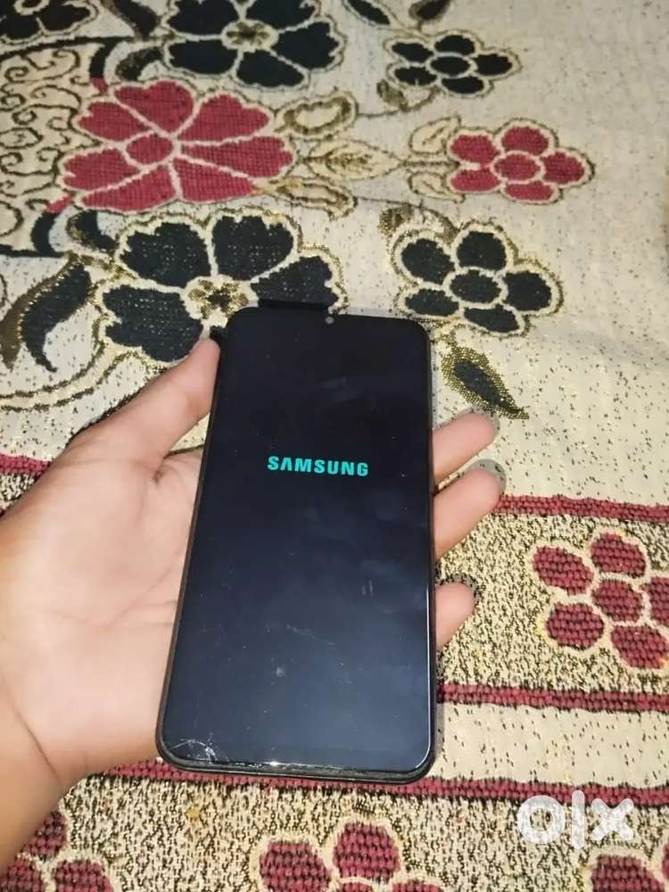 Samsung f41 6/128 gb