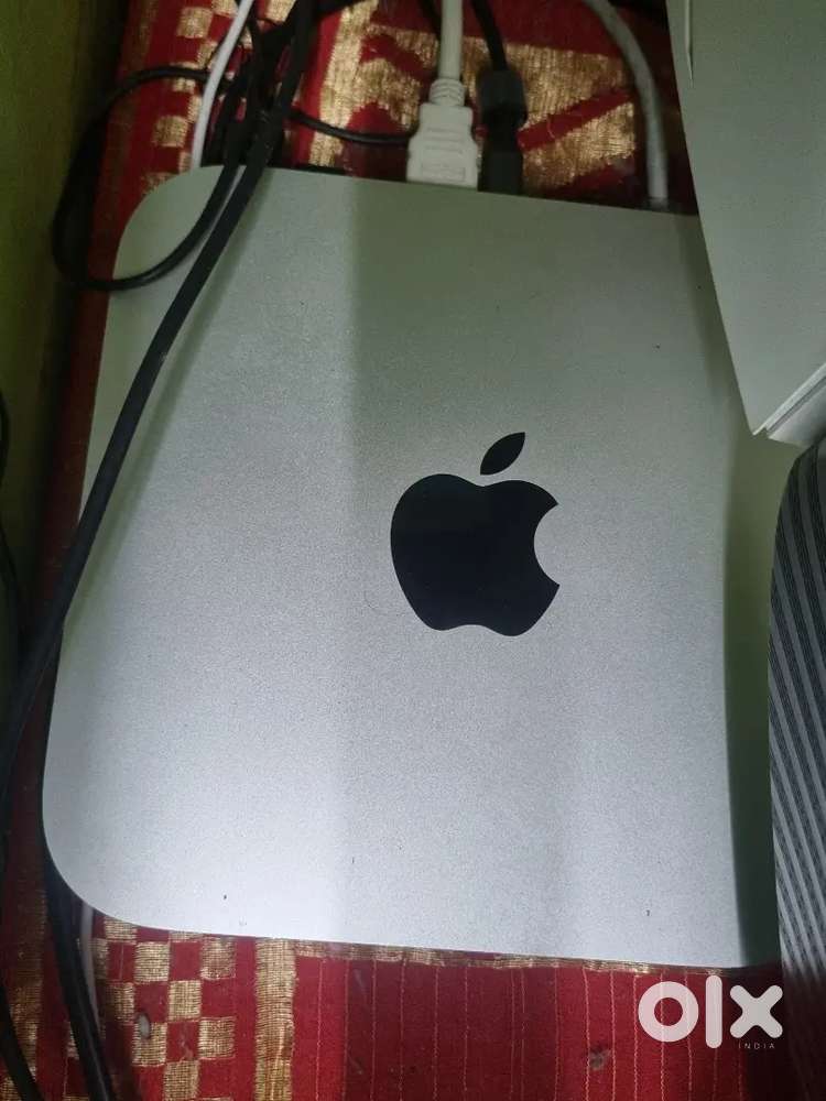 Mac mini M1 8/256gb 1 years old