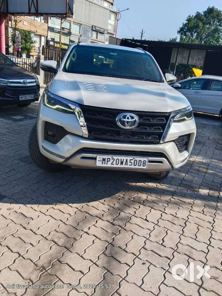 Toyota Fortuner 4X2 MT 2.8 Diesel, 2021, Diesel
