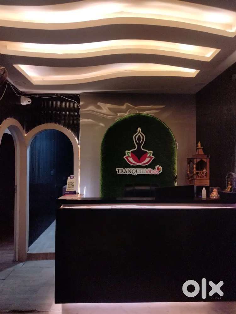Female Office manager for saloon