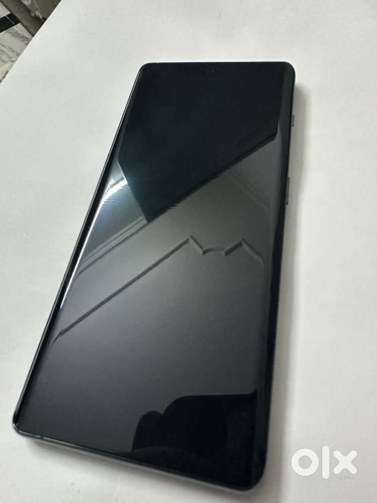 One Plus 11R 5G 8/128 Variant Sonic Black Colour