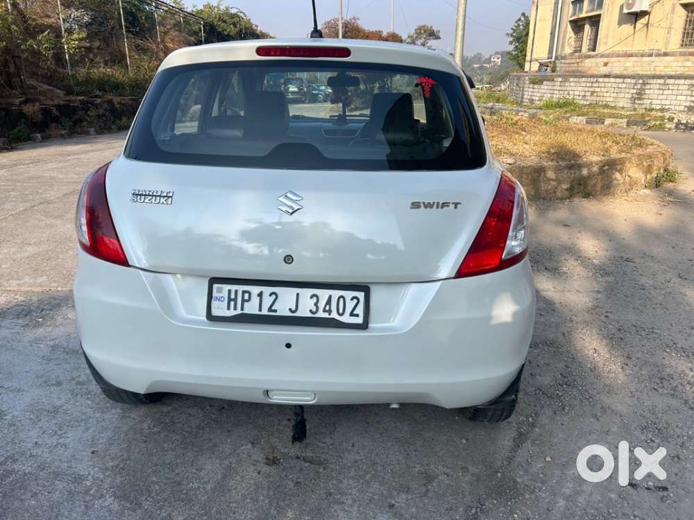 Maruti Suzuki Swift 2017 Petrol 80000 Km Driven with service record