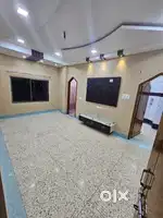 Flat for rent on 1st floor of building on prime location